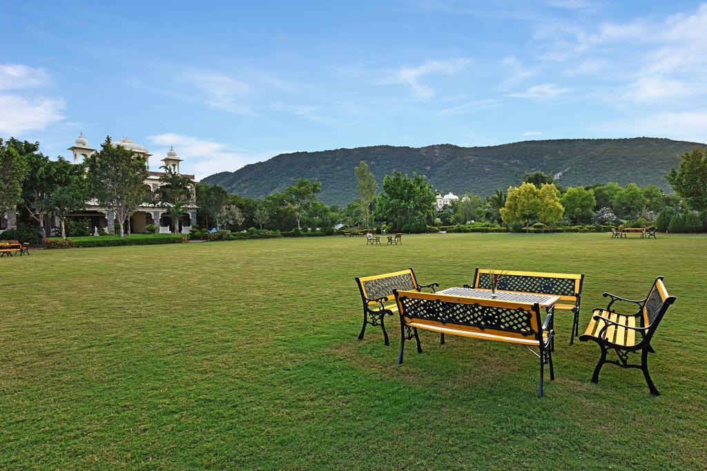 The Udaibagh Hotel Udaipur Exterior foto