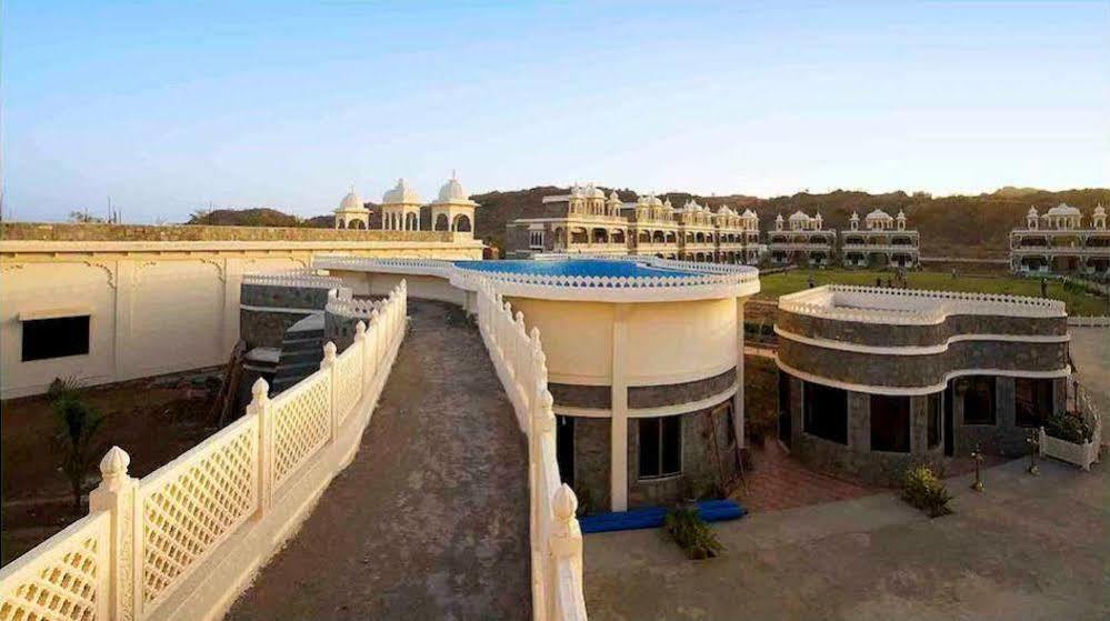 The Udaibagh Hotel Udaipur Exterior foto
